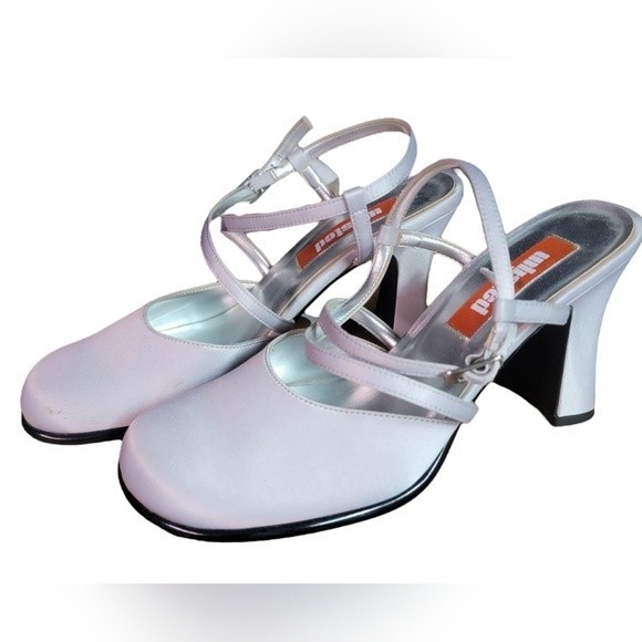 Unlisted Y2K Silver Tea Party Mule Toe Heels Size 6.5 - Picture 3 of 5